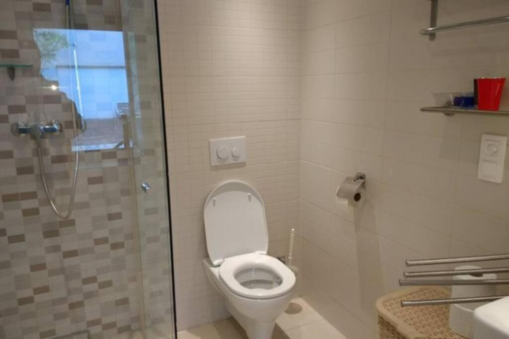 Mitte In Der Mitte Appartement Wenen Buitenkant foto