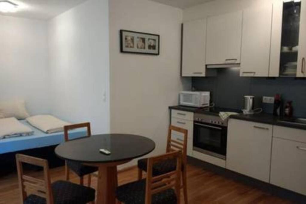 Mitte In Der Mitte Appartement Wenen Buitenkant foto